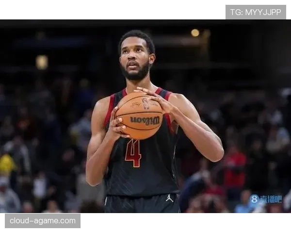 埃文·莫布里内线高效挡拆制造错位助力骑士攻防转换提升