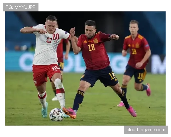 罗伯逊与阿尔巴在传球覆盖上出现偏移，展现体系分配趋势