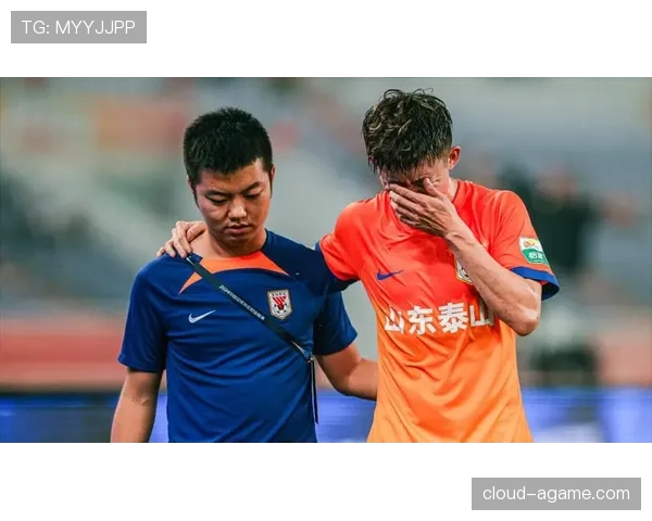 山东泰山阵容短板与冠军定位冲突，战术危机引发赛季走势新讨论